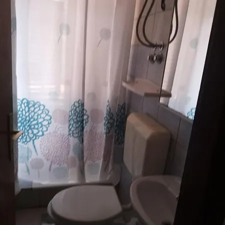 Vlado - 50m From The Sea Apartment *